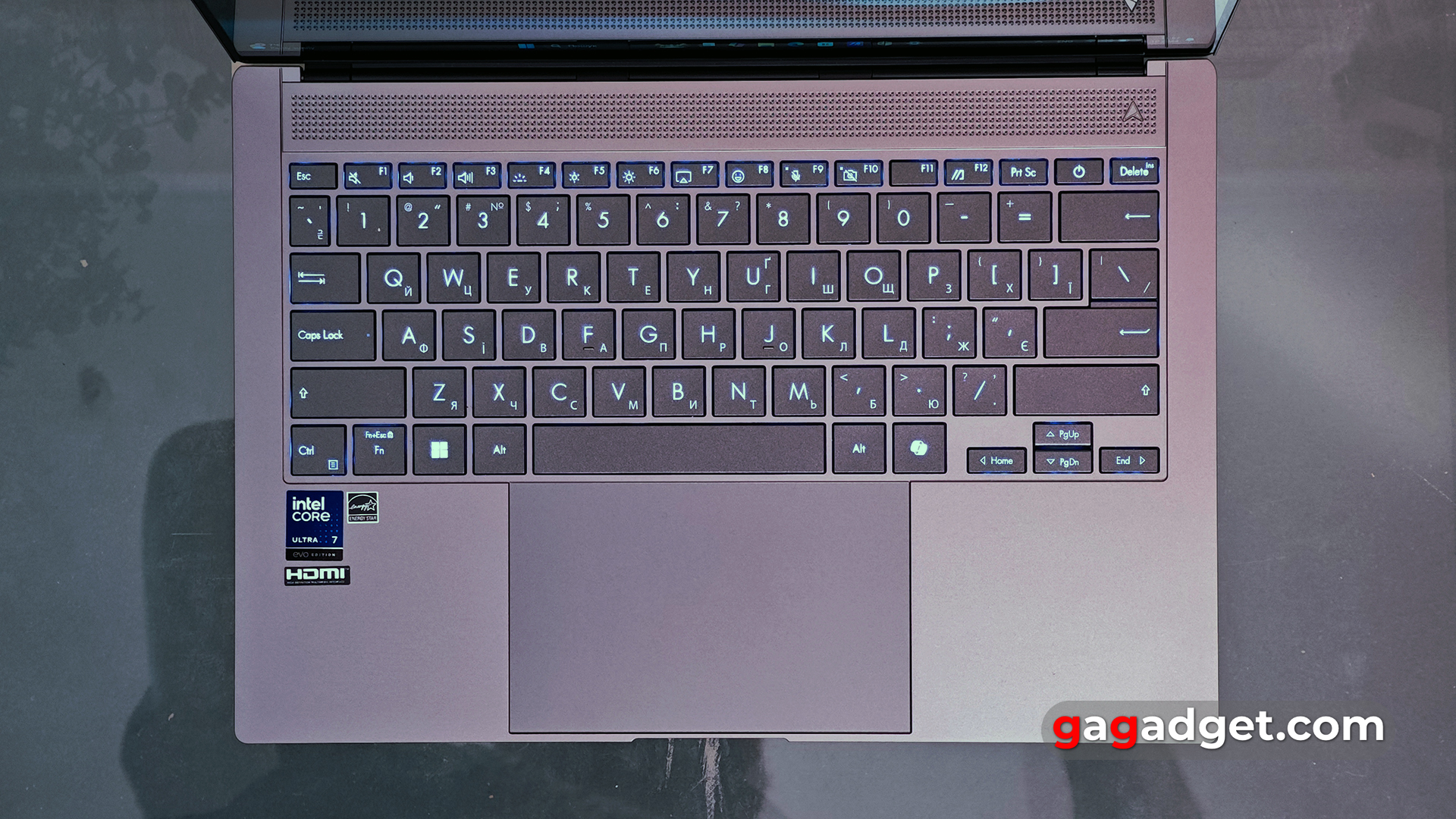 Огляд ASUS Zenbook S 14 Огляд ASUS Zenbook S 14