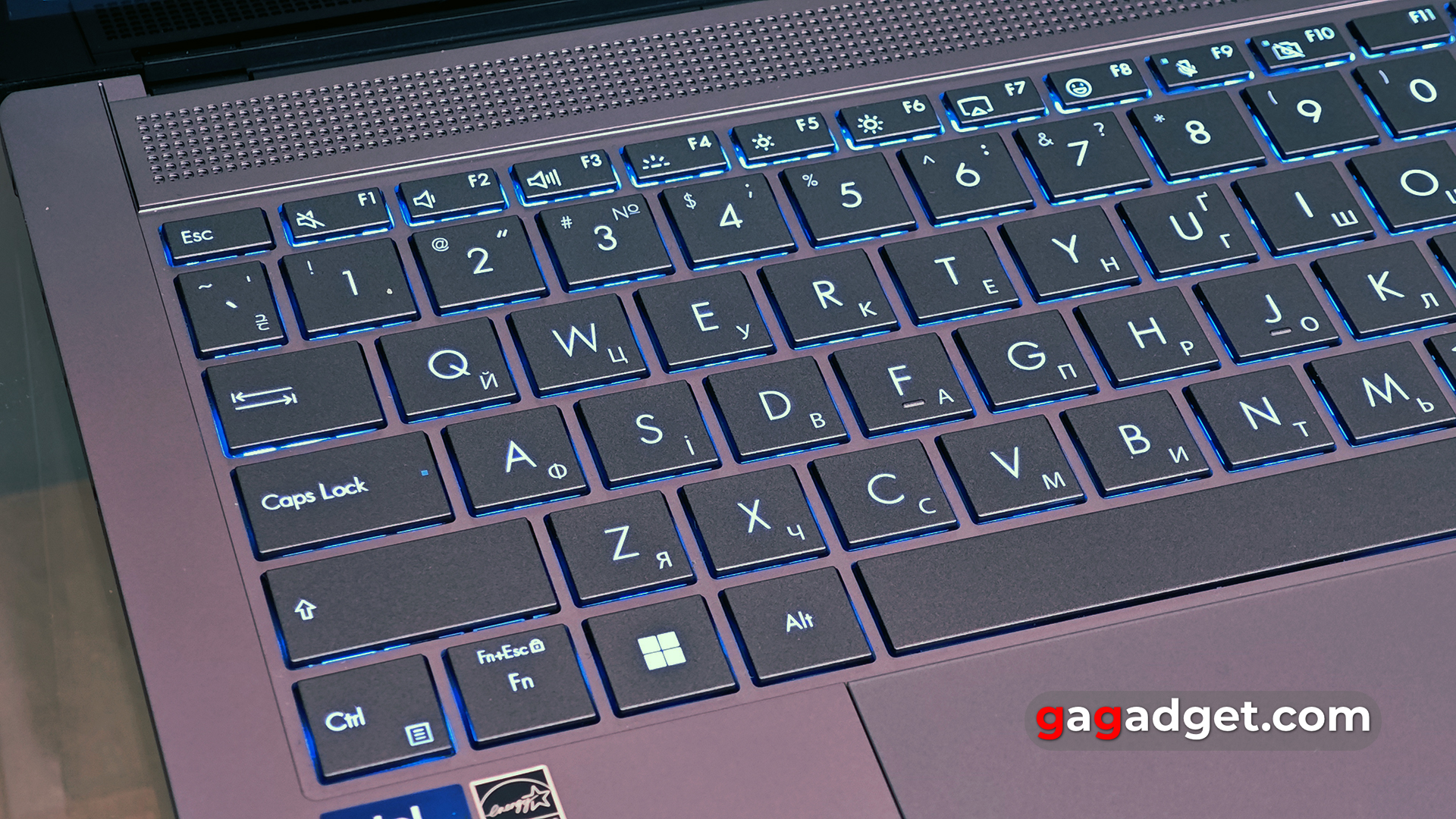 Огляд ASUS Zenbook S 14 Огляд ASUS Zenbook S 14