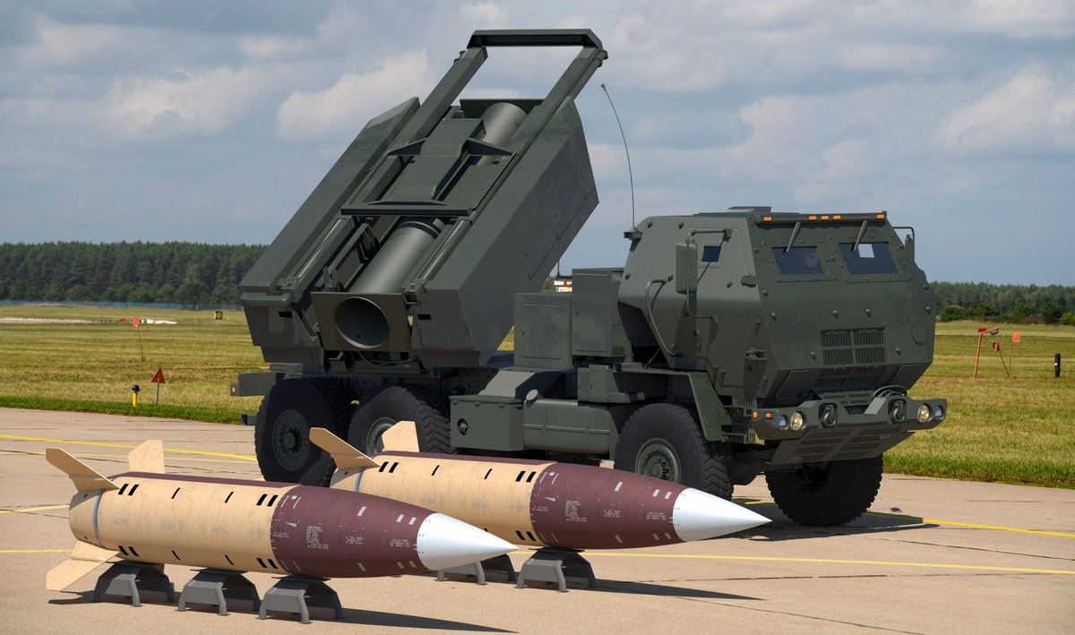 M142 HIMARS-System und ATACMS-Raketen. Illustration: Mariusz Burcz M142 HIMARS-System und ATACMS-Raketen