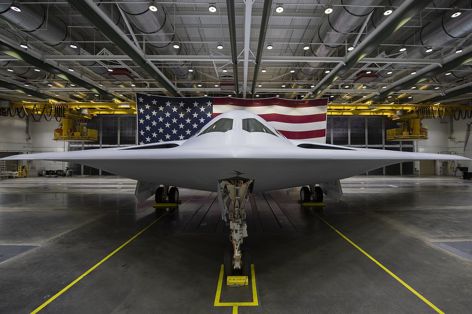 Der erste Vorserien-Bomber B-21