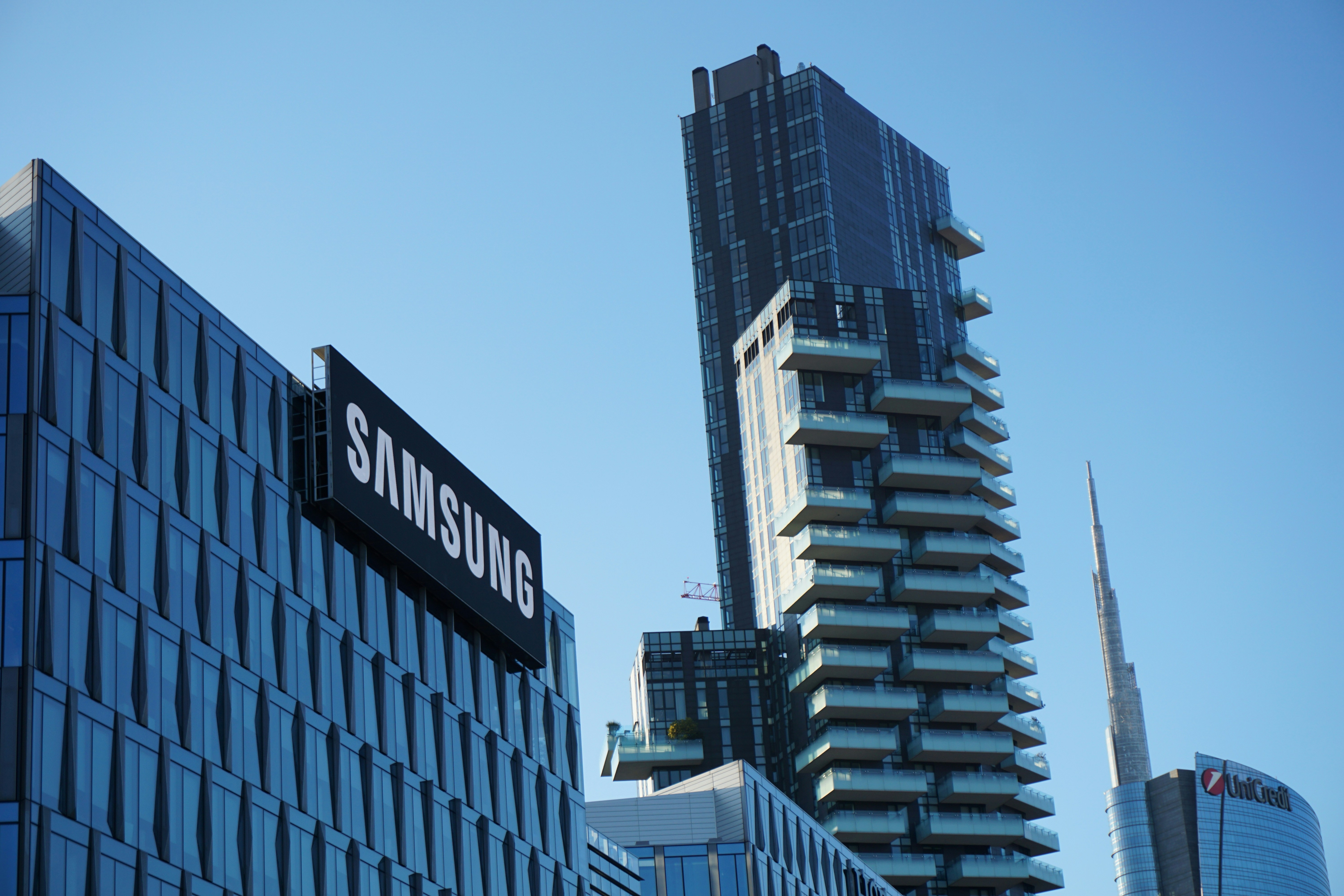 Samsung stellt neuen KI-Speicherchip mit derzeitiger Rekordkapazität vor Samsung stellt neuen KI-Speicherchip mit derzeitiger Rekordkapazität vor