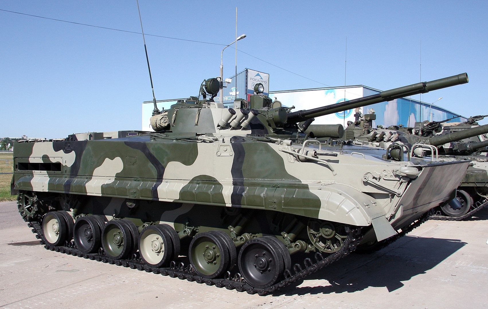 Sowjetisches/russisches gepanzertes Kampfraupenfahrzeug