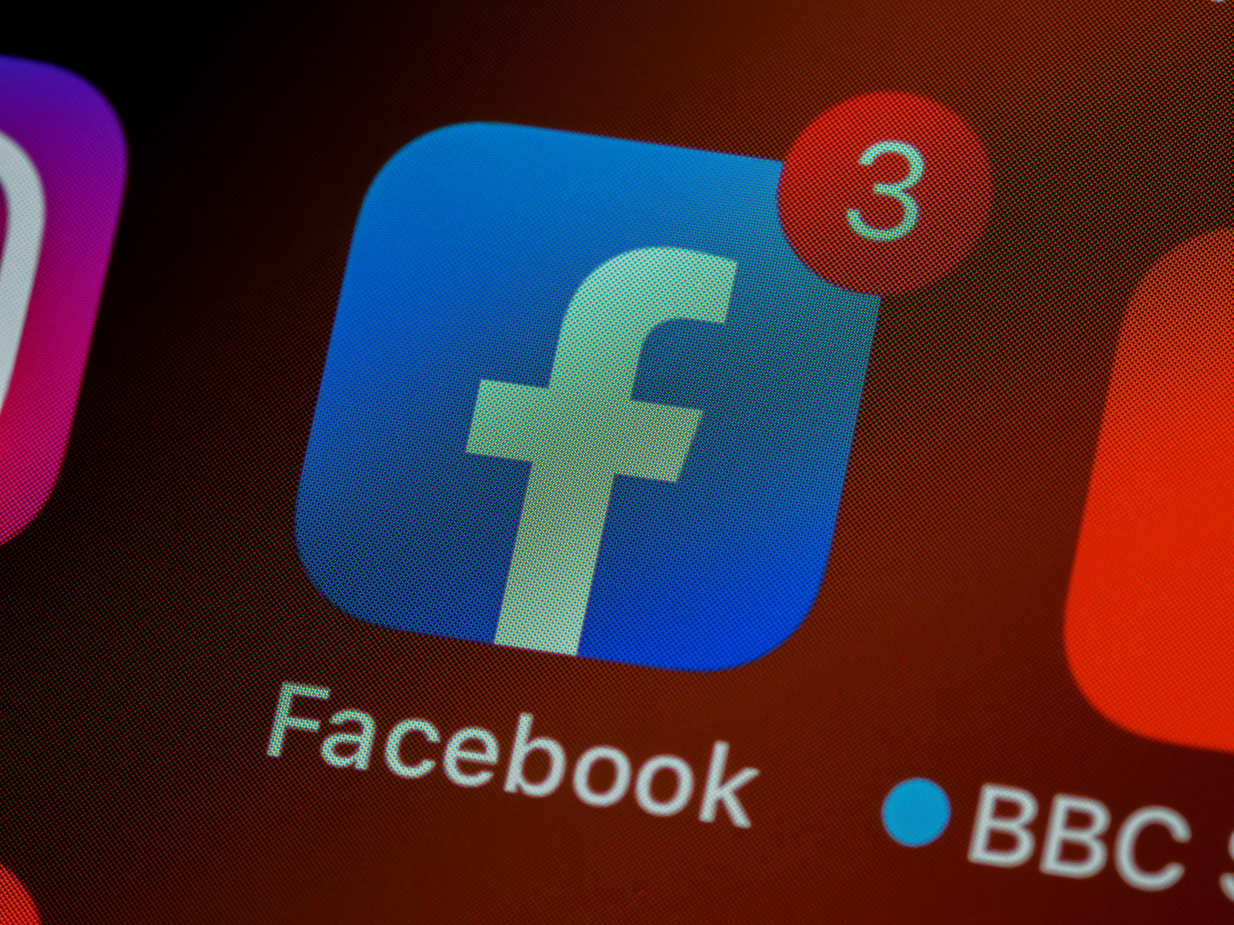 Meta implementiert fortschrittliche KI, um Facebook-Videoempfehlungen zu verbessern Meta implementiert fortschrittliche KI, um Facebook-Videoempfehlungen zu verbessern