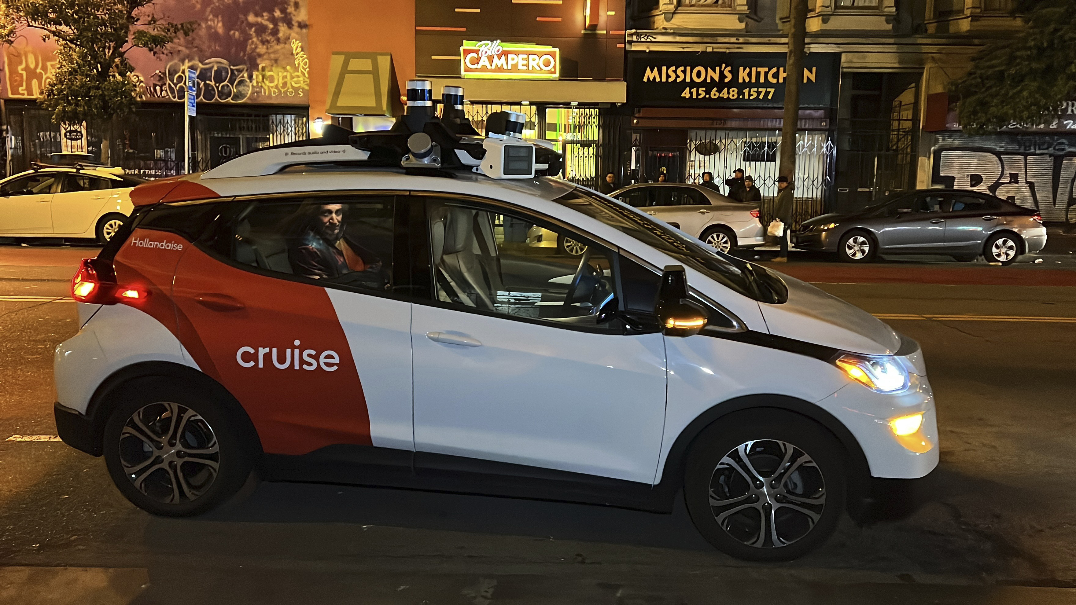 Cruise stellt Robotaxi-Betrieb in den USA ein, nachdem es seine Lizenz in Kalifornien verloren hat Cruise stellt Robotaxi-Betrieb in den USA ein, nachdem es seine Lizenz in Kalifornien verloren hat