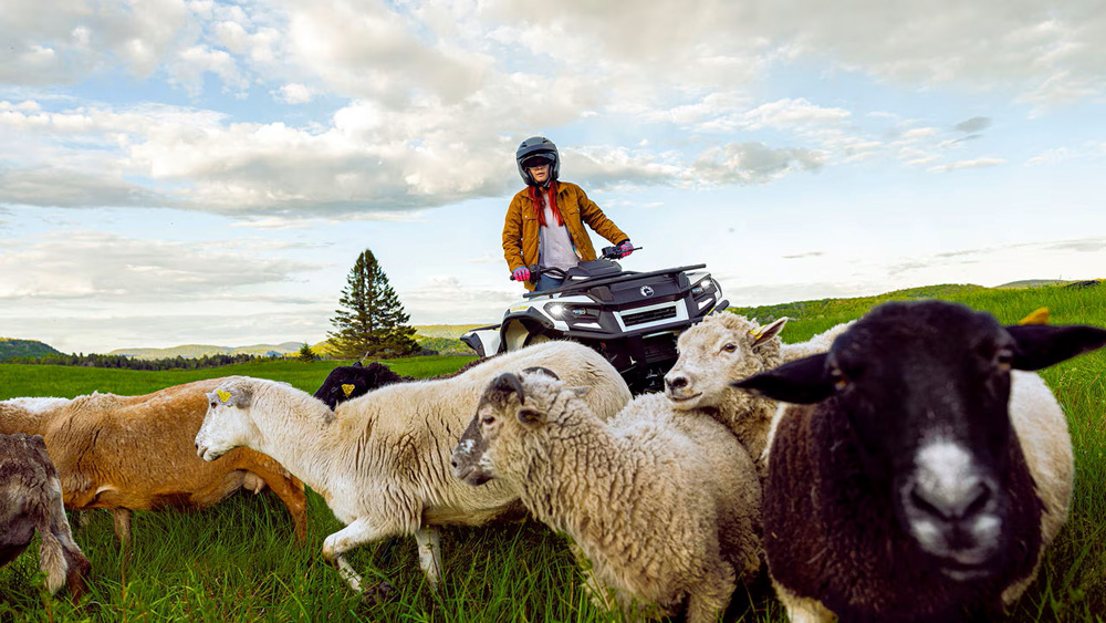 Can-Am Outlander Electric Leistung und Technologie Can-Am Outlander Electric Leistung und Technologie