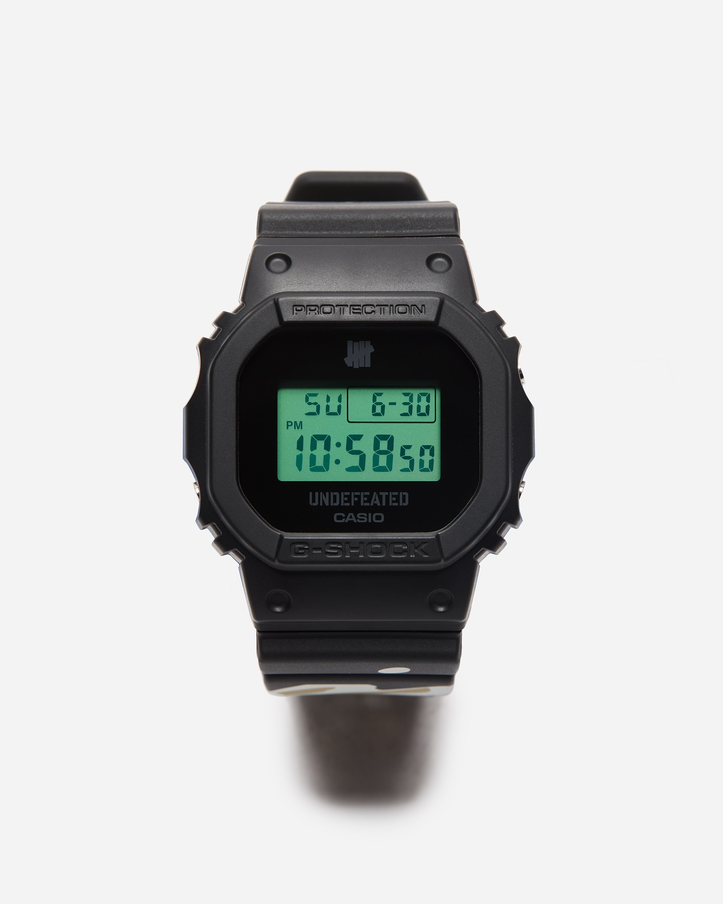 Einführung von Casio und Undefeated Einführung von Casio und Undefeated