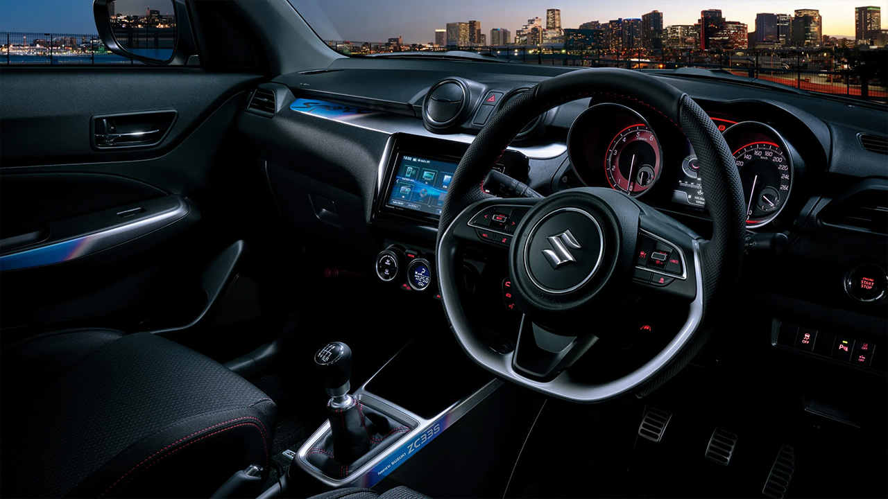 Innenraum des Suzuki Swift Sport ZC33S Final Edition Innenraum des Suzuki Swift Sport ZC33S Final Edition