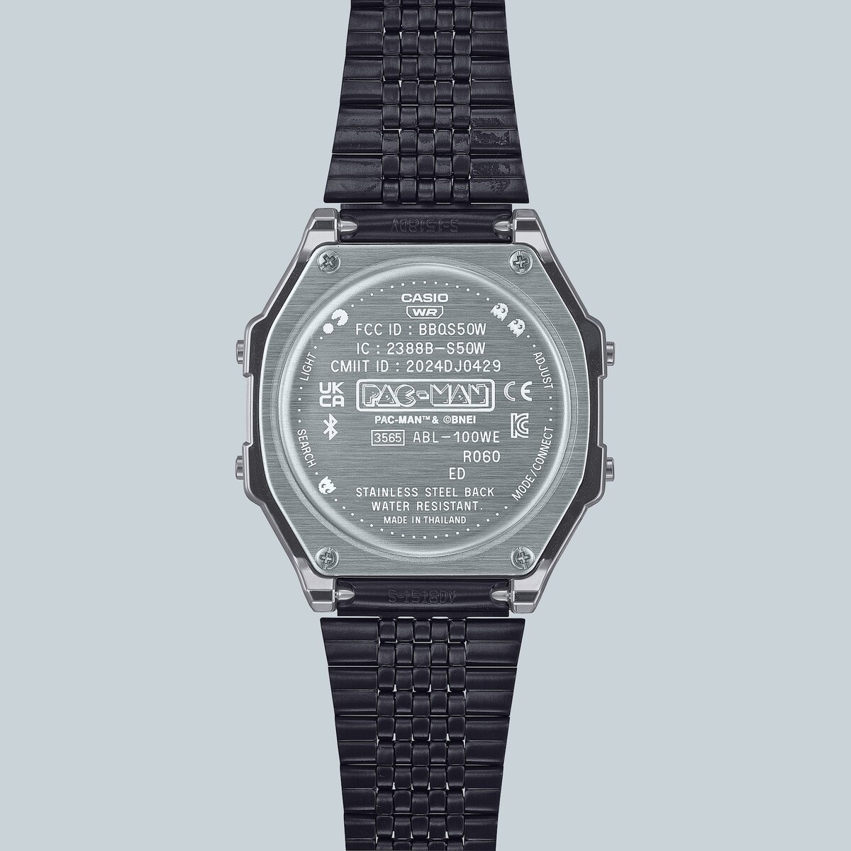 Die Rückseite der Casio ABL-100WEPC-1B Uhr