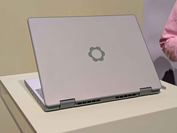 Rahmen 12 Laptop mit offenem Gehäuse Rahmen 12 Laptop mit offenem Gehäuse