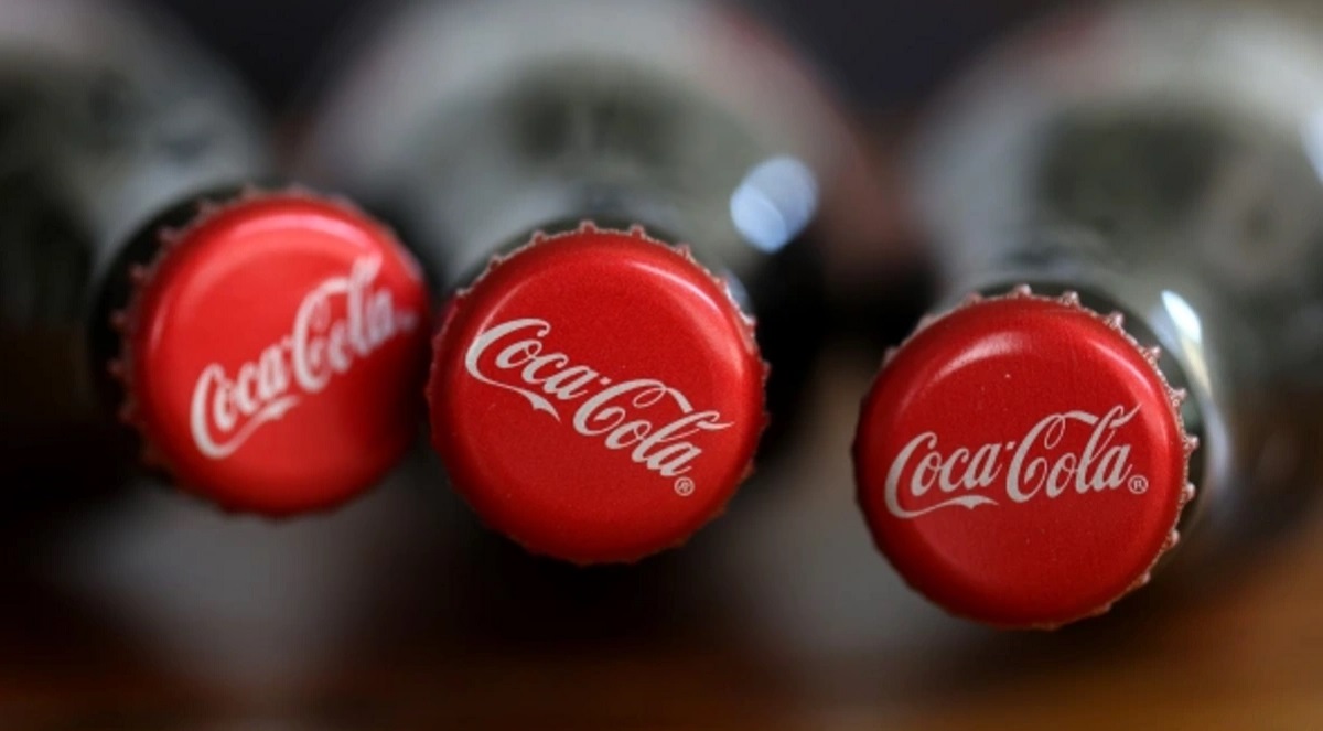 Limonade mit Geschichtsgeschmack: Die Ukraine verkauft eine Flasche Coca-Cola, die in den ersten Minuten der vollständigen Invasion Russlands hergestellt wurde Limonade mit Geschichtsgeschmack: Die Ukraine verkauft eine Flasche Coca-Cola, die in den ersten Minuten der vollständigen Invasion Russlands hergestellt wurde