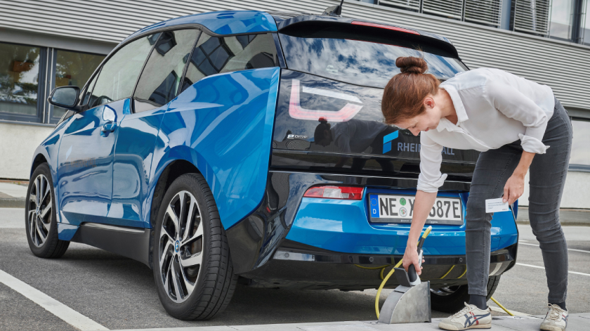 Experimentelle Ladestationen für Elektrofahrzeuge werden im Sommer in Köln installiert
