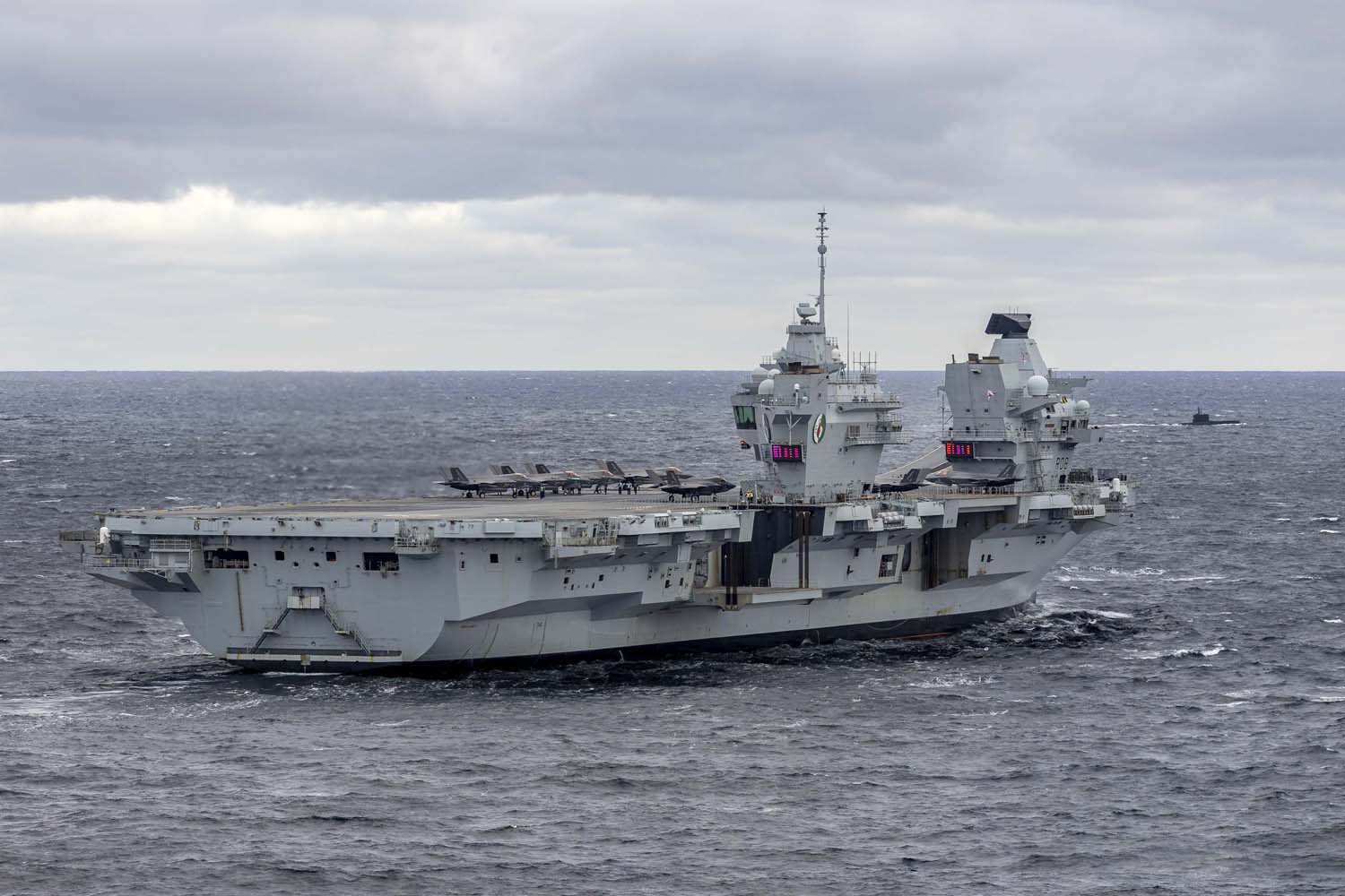 Der britische Flugzeugträger HMS Queen Elizabeth, der Kampfflugzeuge der fünften Generation vom Typ F-35B Lightning II an Bord hat, ist zum ersten Mal in der Geschichte unter NATO-Kommando gestellt worden.-14 Der britische Flugzeugträger HMS Queen Elizabeth, der Kampfflugzeuge der fünften Generation vom Typ F-35B Lightning II an Bord hat, ist zum ersten Mal in der Geschichte unter NATO-Kommando gestellt worden.-14