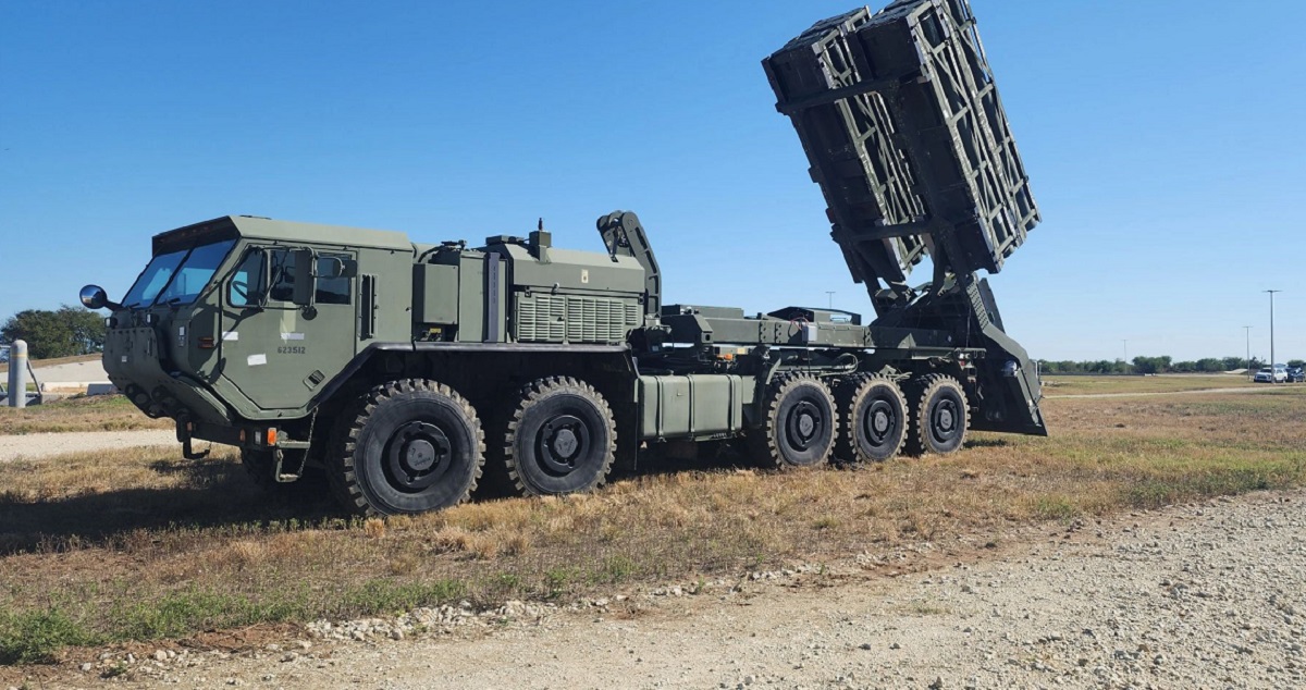 Viermal leistungsfähiger als HIMARS: Verteidigungsunternehmen Lockheed Martin stellte den Prototyp eines neuen Mehrfachraketen-Systems vor Viermal leistungsfähiger als HIMARS: Verteidigungsunternehmen Lockheed Martin stellte den Prototyp eines neuen Mehrfachraketen-Systems vor