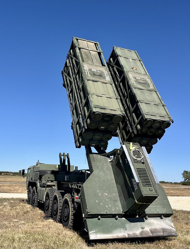 Viermal leistungsfähiger als HIMARS: Verteidigungsunternehmen Lockheed Martin stellte den Prototyp eines neuen Mehrfachraketen-Systems vor-2 Viermal leistungsfähiger als HIMARS: Verteidigungsunternehmen Lockheed Martin stellte den Prototyp eines neuen Mehrfachraketen-Systems vor-2
