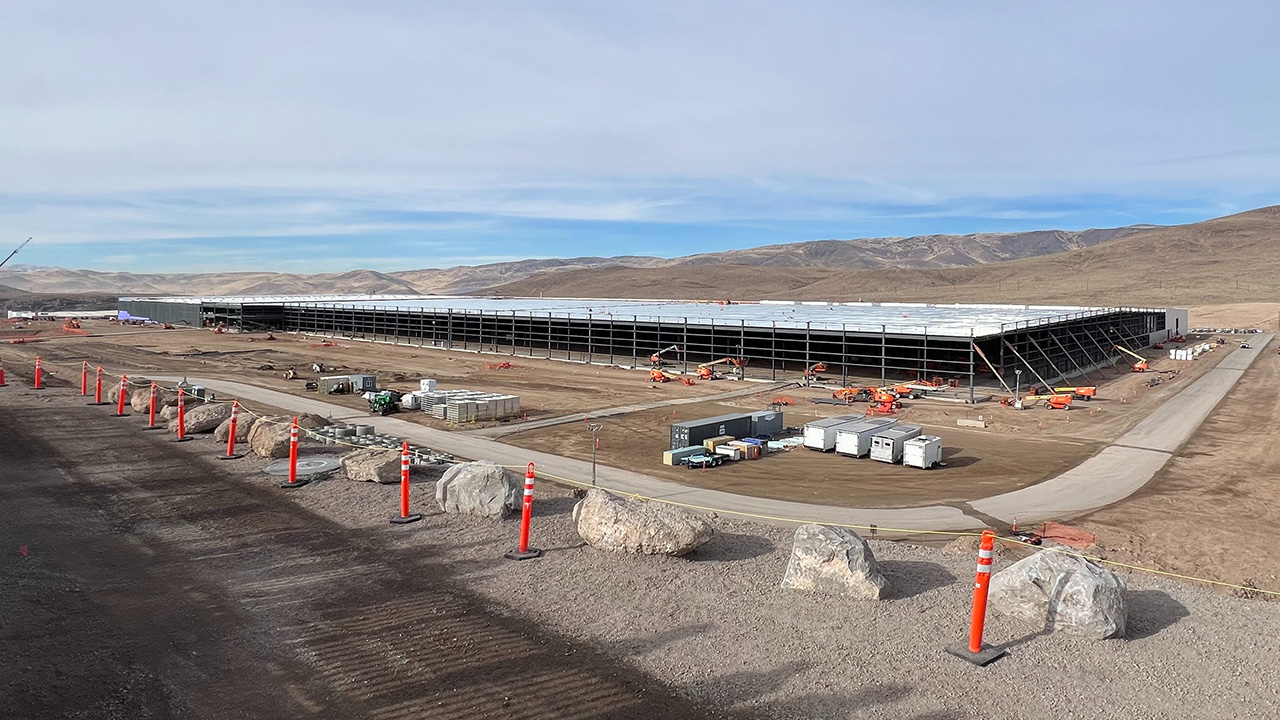 Bauarbeiten in der Tesla Semi Fabrik Bauarbeiten in der Tesla Semi Fabrik