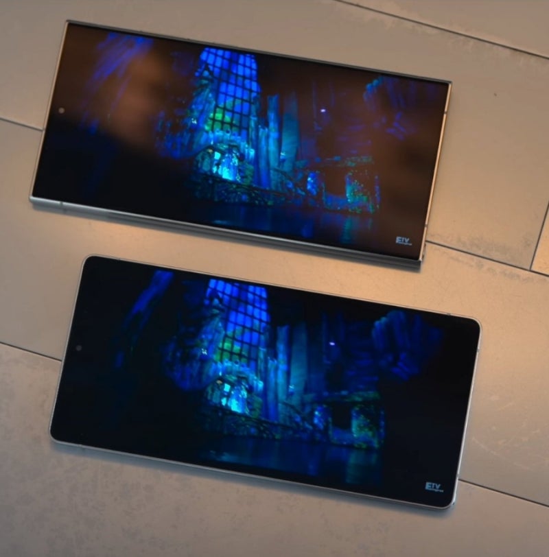 Vergleich der Antireflexionsfähigkeiten der Smartphones Galaxy S24 Ultra und Galaxy S25 Ultra Vergleich der Antireflexionsfähigkeiten des Galaxy S24 Ultra und des Galaxy S25 Ultra