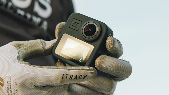 GoPro Max (2025) in den Händen GoPro Max (2025) in den Händen
