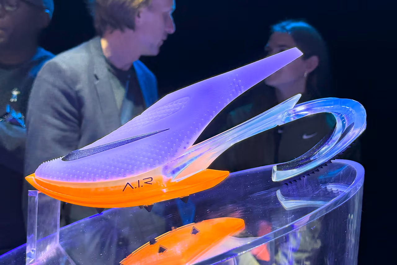 Nike hat mithilfe von KI eine A.I.R.-Trainerkollektion für Profisportler im Vorfeld der Olympischen Spiele in Paris entwickelt-9 Nike hat mithilfe von KI eine A.I.R.-Trainerkollektion für Profisportler im Vorfeld der Olympischen Spiele in Paris entwickelt-9