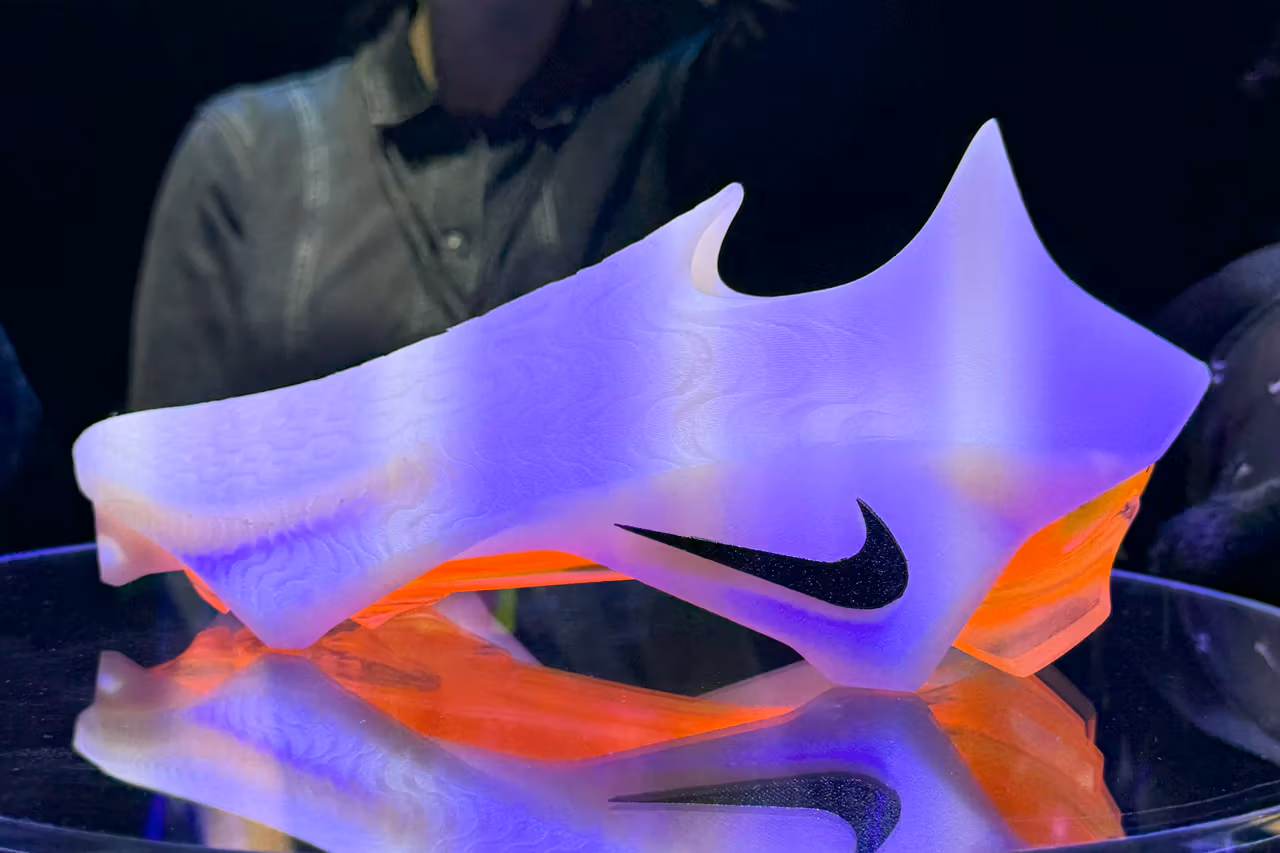 Nike hat mithilfe von KI eine A.I.R.-Trainerkollektion für Profisportler im Vorfeld der Olympischen Spiele in Paris entwickelt-10 Nike hat mithilfe von KI eine A.I.R.-Trainerkollektion für Profisportler im Vorfeld der Olympischen Spiele in Paris entwickelt-10