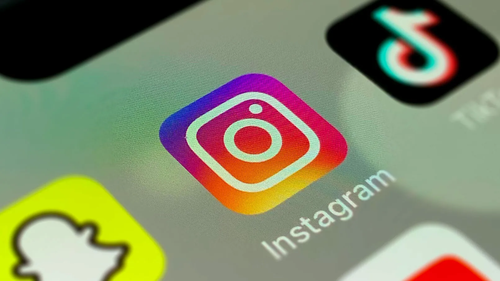 Instagram entwickelt anpassbare "KI-Freunde" - personalisierte Chatbots für soziale Kontakte Instagram entwickelt anpassbare "KI-Freunde" - personalisierte Chatbots für soziale Kontakte