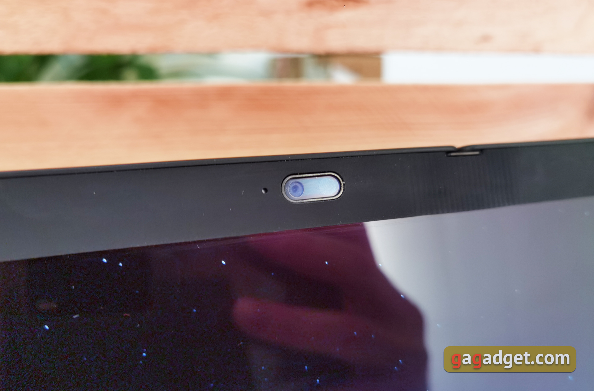 Lenovo ThinkPad X1 Fold Testbericht: Der weltweit erste tragbare PC mit faltbarem Display-13 Lenovo ThinkPad X1 Fold Testbericht: Der weltweit erste tragbare PC mit faltbarem Display-13