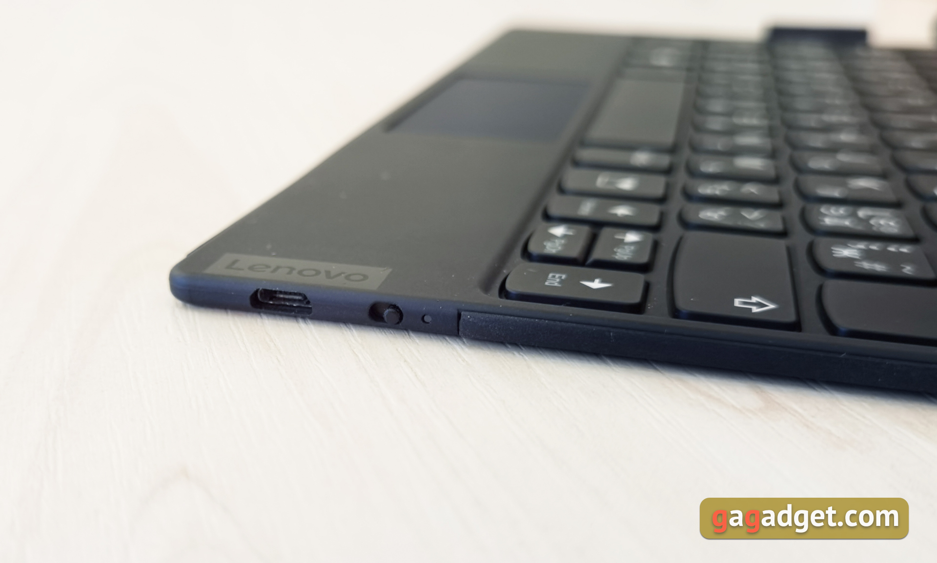 Lenovo ThinkPad X1 Fold Testbericht: Der weltweit erste tragbare PC mit faltbarem Display-38 Lenovo ThinkPad X1 Fold Testbericht: Der weltweit erste tragbare PC mit faltbarem Display-38