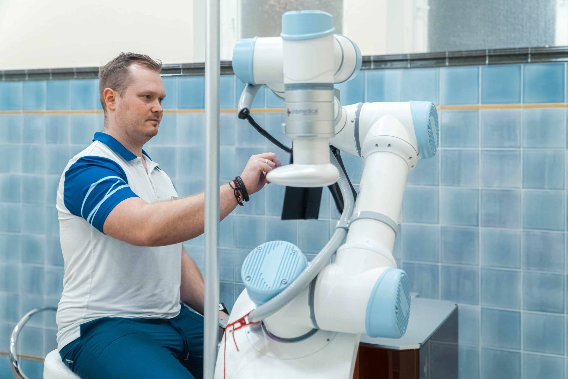 Betreiberin der Roboter-Masseurin Anna Annas robotergesteuerte Masseurin. Illustration: Hotel Centralni Lazne