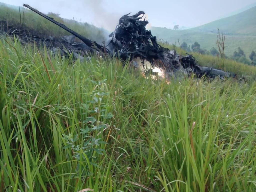 Ein russischer Mi-28NE Night Hunter Hubschrauber ist in Uganda abgestürzt, wobei alle Besatzungsmitglieder ums Leben kamen Ein russischer Mi-28NE Night Hunter Hubschrauber ist in Uganda abgestürzt, wobei alle Besatzungsmitglieder ums Leben kamen