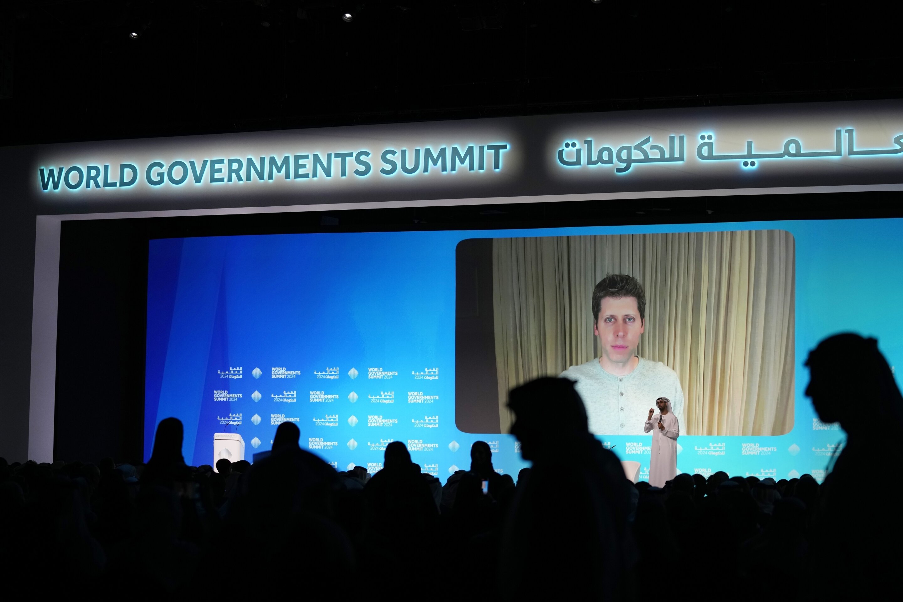 Der Leiter von OpenAI hat vor den Gefahren "gesellschaftlicher Voreingenommenheit" bei der Einführung von KI gewarnt Der Leiter von OpenAI hat vor den Gefahren "gesellschaftlicher Voreingenommenheit" bei der Einführung von KI gewarnt