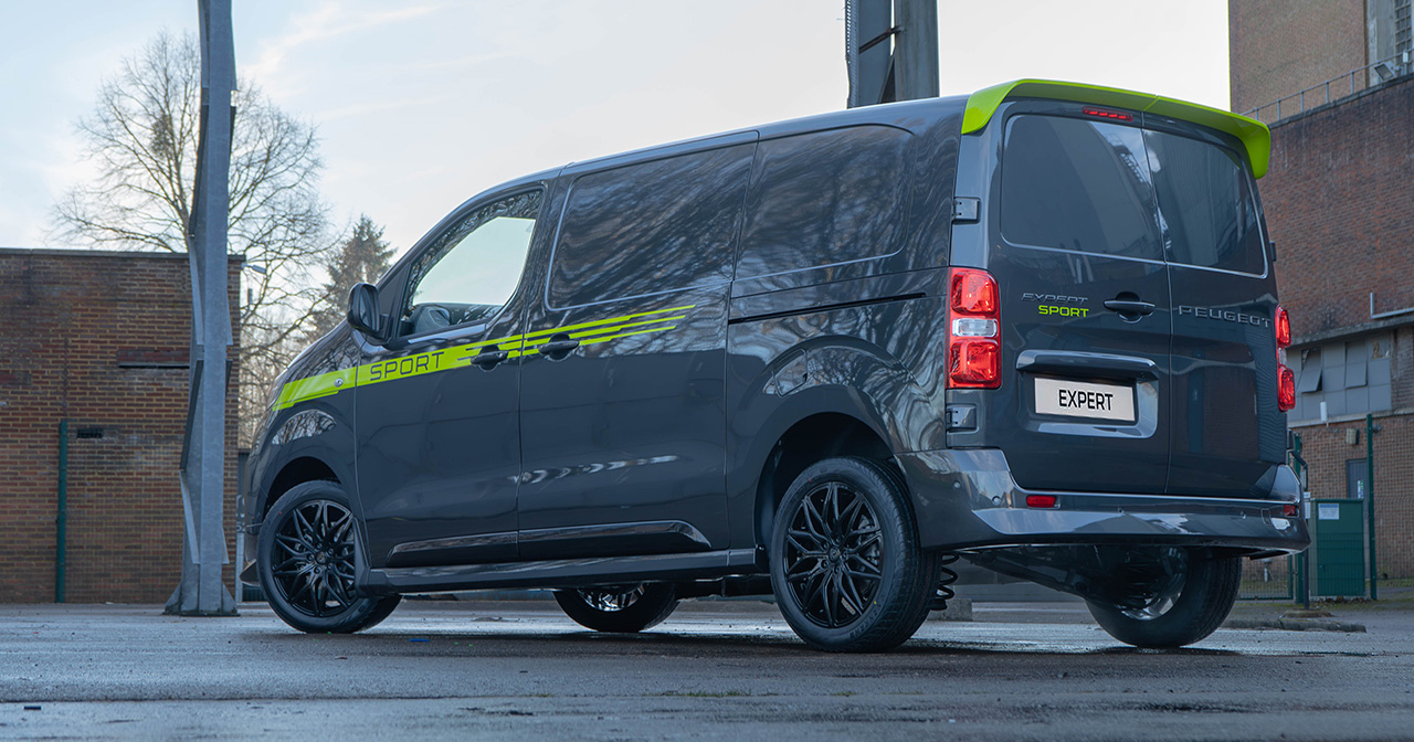 Peugeot Expert Sport Innenraum mit neuem Design