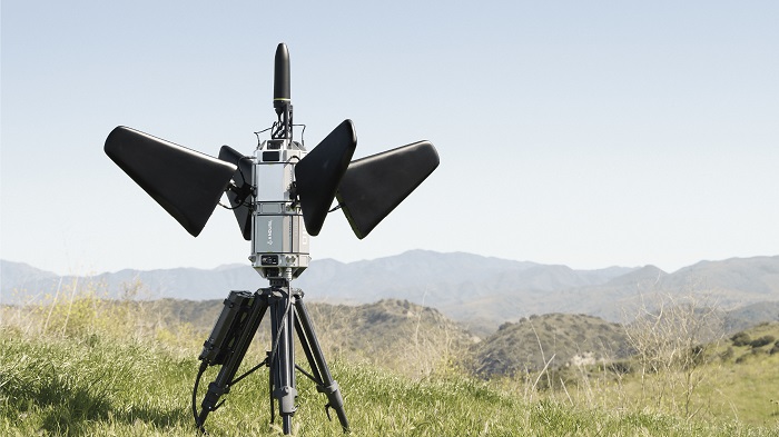 Anduril Industries hat sein innovatives elektronisches Kampfführungssystem Pulsar vorgestellt, das auf dem Boden, auf Drohnen und Bodenfahrzeugen montiert werden kann-2 Anduril Industries hat sein innovatives elektronisches Kampfführungssystem Pulsar vorgestellt, das auf dem Boden, auf Drohnen und Bodenfahrzeugen montiert werden kann-2