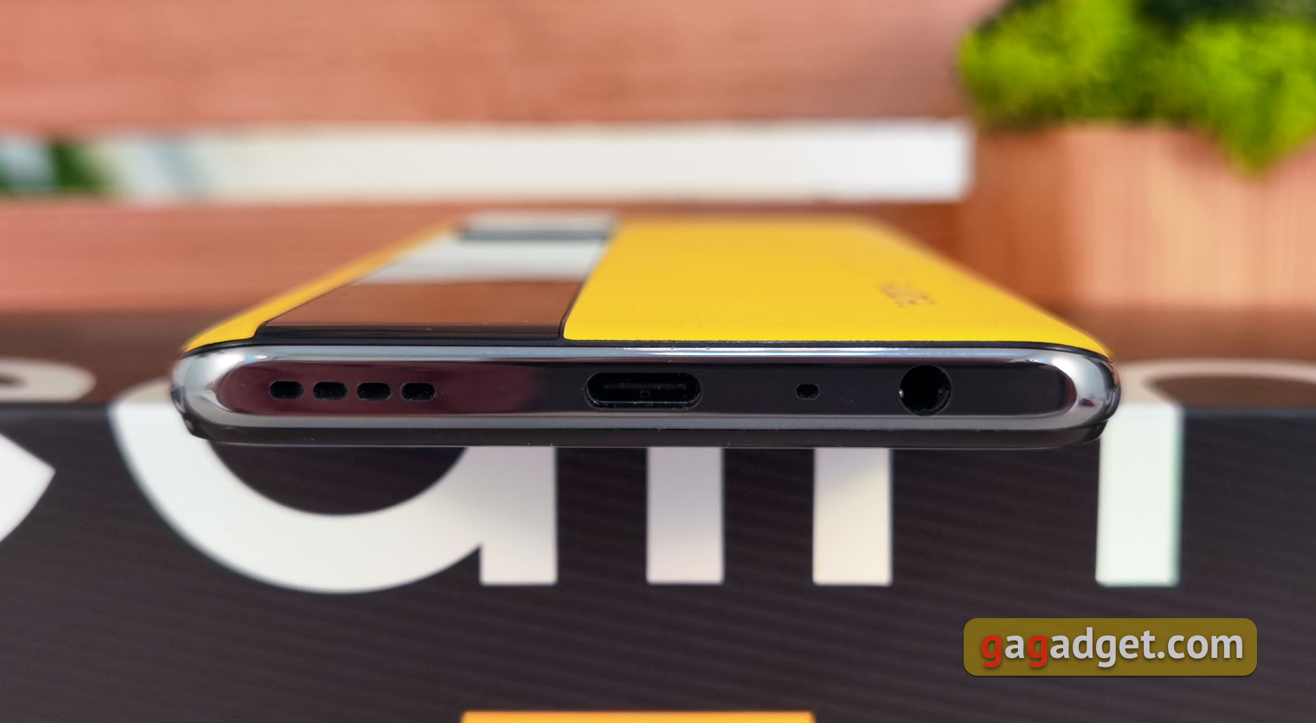 Realme GT Test: das günstigste Smartphone mit dem Flaggschiff-Prozessor Snapdragon 888-15 Realme GT Test: das günstigste Smartphone mit dem Flaggschiff-Prozessor Snapdragon 888-15