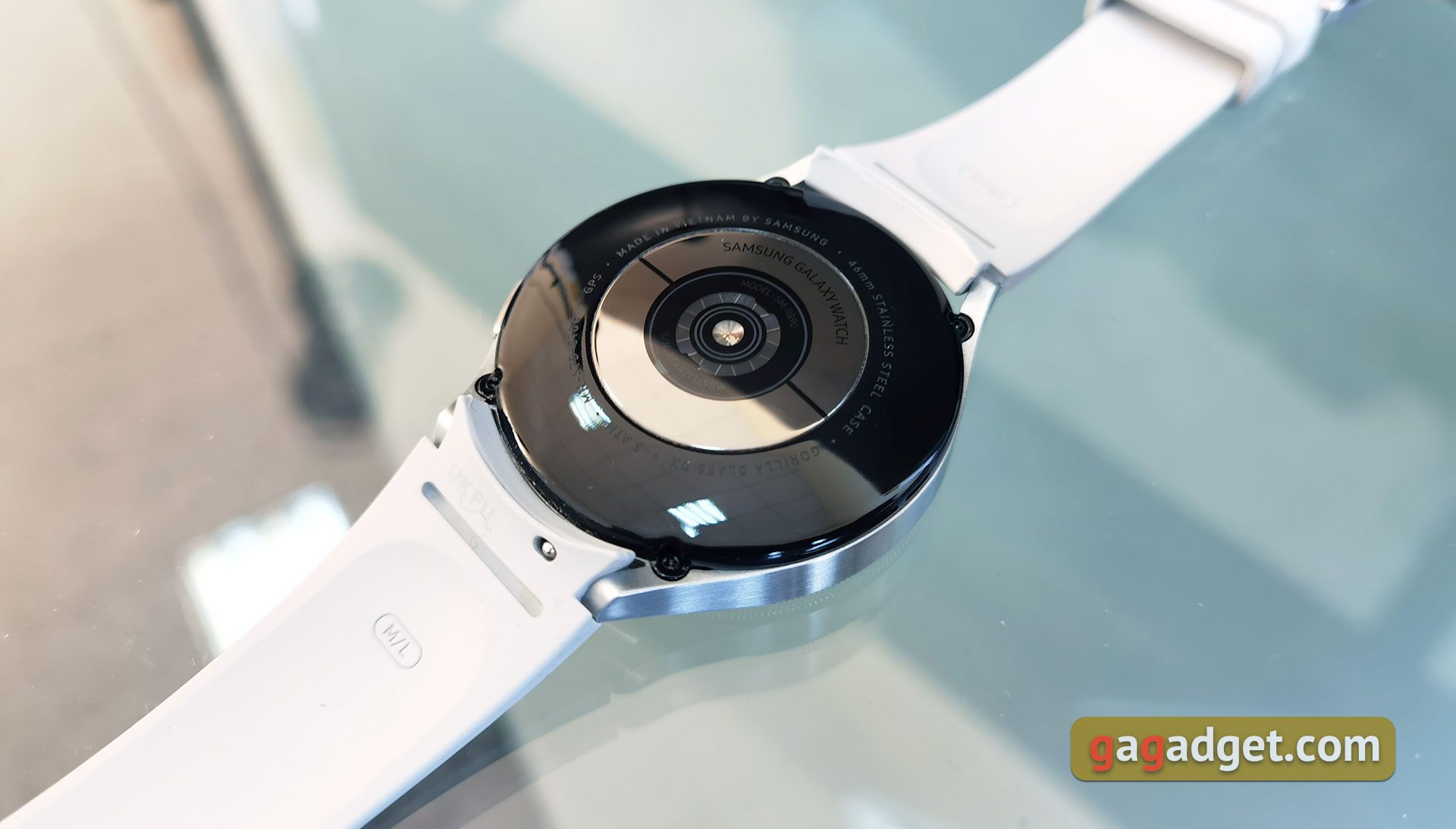 Samsung Galaxy Watch4 Classic im Test: Endlich mit Google Pay!-10 Samsung Galaxy Watch4 Classic im Test: Endlich mit Google Pay!-10