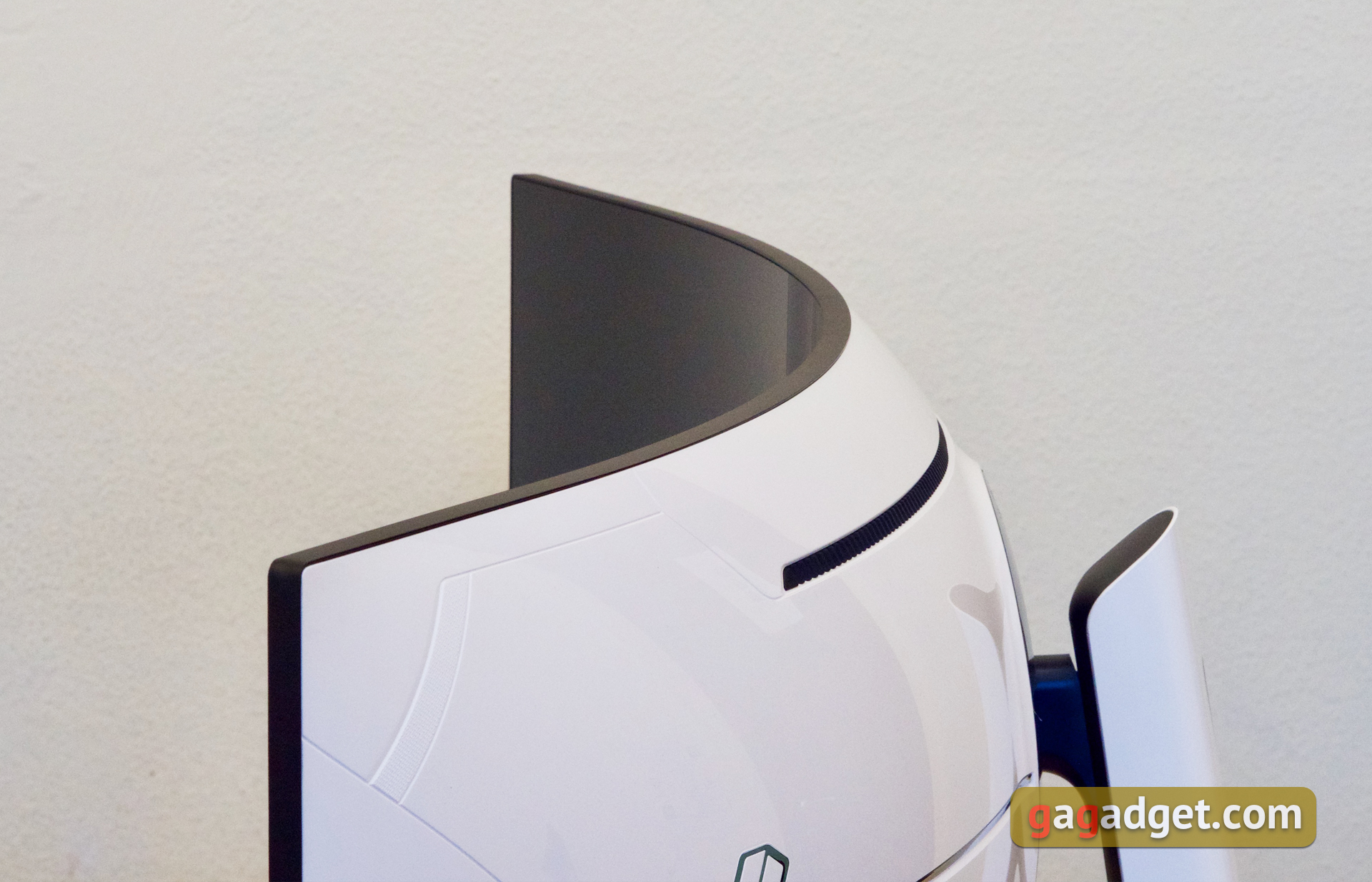 Samsung Odyssey G9 Testbericht: Der weltweit erste Gamer-Monitor mit 1000er-Radius-Kurve, der der Kurve des menschlichen Auges entspricht-10 Samsung Odyssey G9 Testbericht: Der weltweit erste Gamer-Monitor mit 1000er-Radius-Kurve, der der Kurve des menschlichen Auges entspricht-10