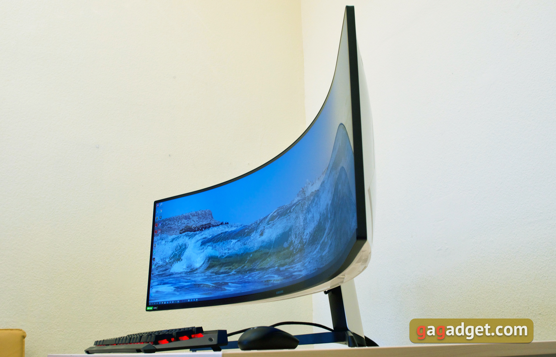 Samsung Odyssey G9 Testbericht: Der weltweit erste Gamer-Monitor mit 1000er-Radius-Kurve, der der Kurve des menschlichen Auges entspricht-11 Samsung Odyssey G9 Testbericht: Der weltweit erste Gamer-Monitor mit 1000er-Radius-Kurve, der der Kurve des menschlichen Auges entspricht-11