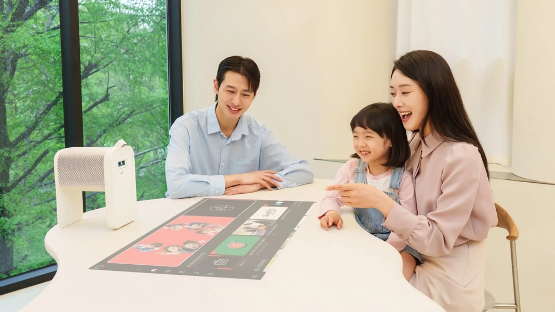 Samsung The Premiere 5 2025 Ultrakurzdistanz-Laserprojektor mit Touch-Interaktion