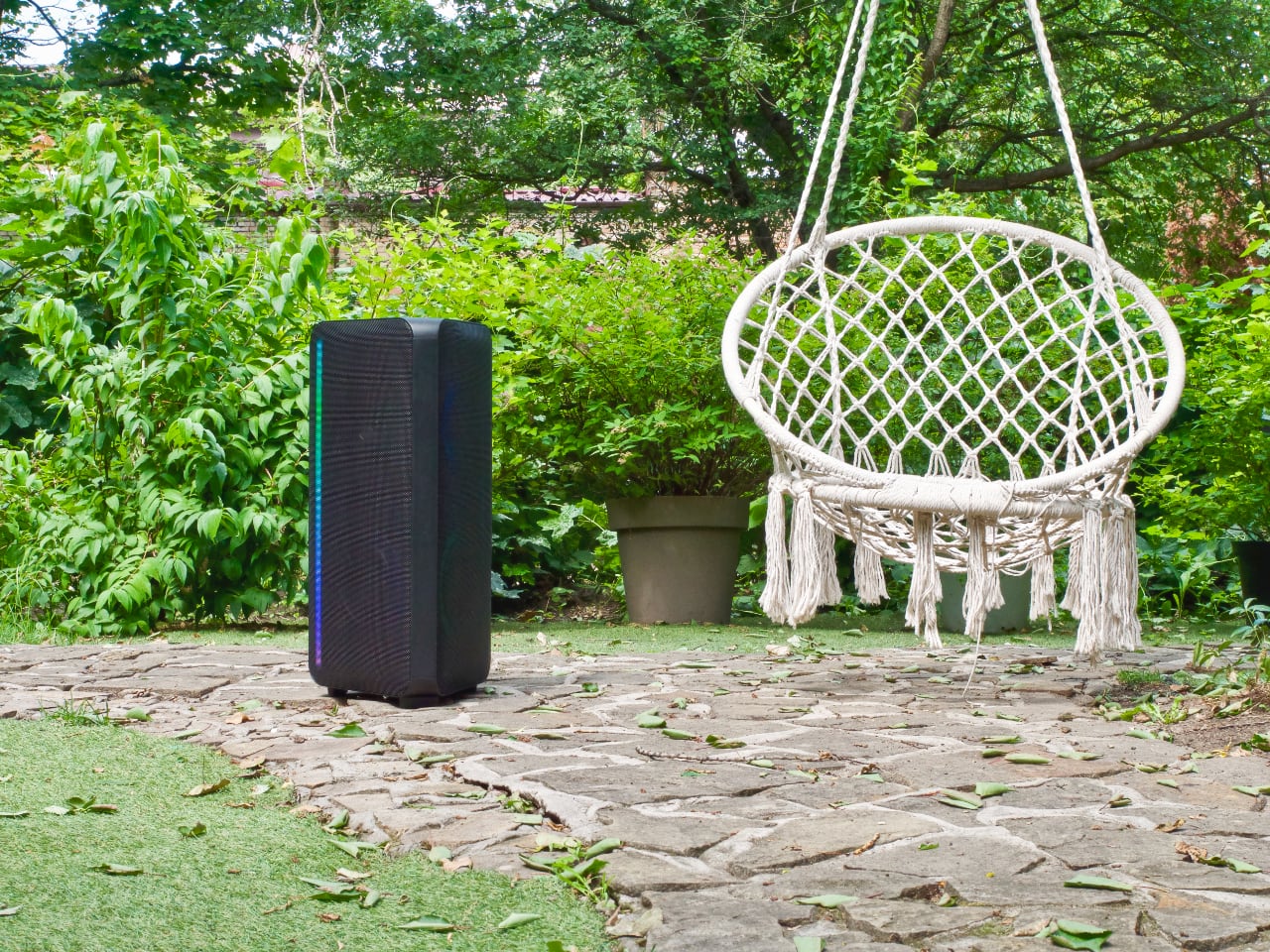 König der Stimmung: Samsung Sound Tower MX-ST50B Hochleistungslautsprechers mit eingebautem Akku und LED-Beleuchtung im Test-51 König der Stimmung: Samsung Sound Tower MX-ST50B Hochleistungslautsprechers mit eingebautem Akku und LED-Beleuchtung im Test-51