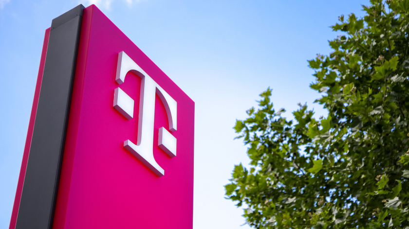 Eine Datenautobahn für schnelle Kommunikation: Deutsche Telekom und Autobahn GmbH bauen 400 5G- und LTE-Standorte und verdoppeln die Geschwindigkeit-2 Eine Datenautobahn für schnelle Kommunikation: Deutsche Telekom und Autobahn GmbH bauen 400 5G- und LTE-Standorte und verdoppeln die Geschwindigkeit-2