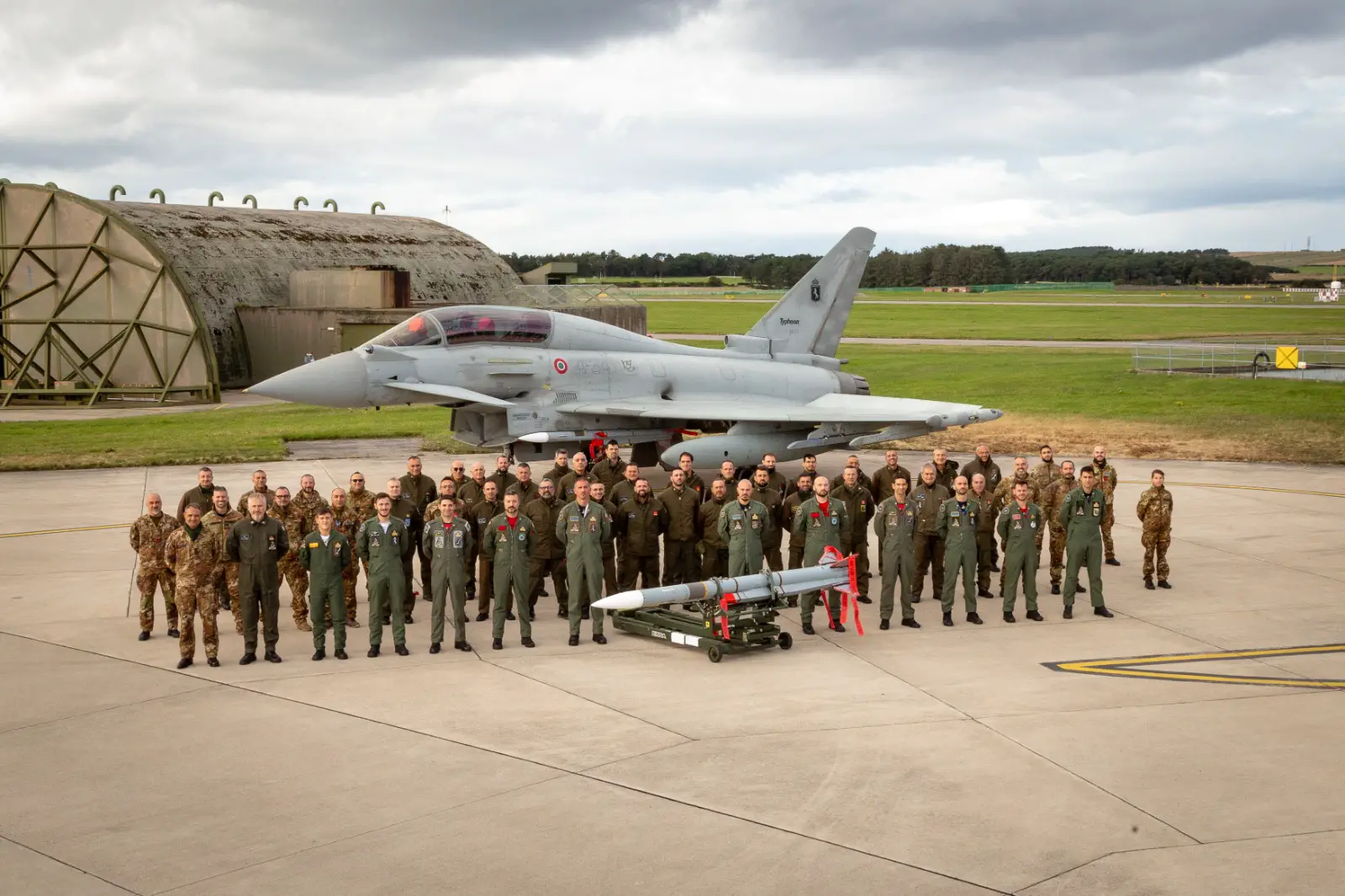 Italienische Eurofighter Typhoon-Kampfflugzeuge haben die ersten Starts von Meteor BVRAAM-Mittelstreckenraketen durchgeführt
