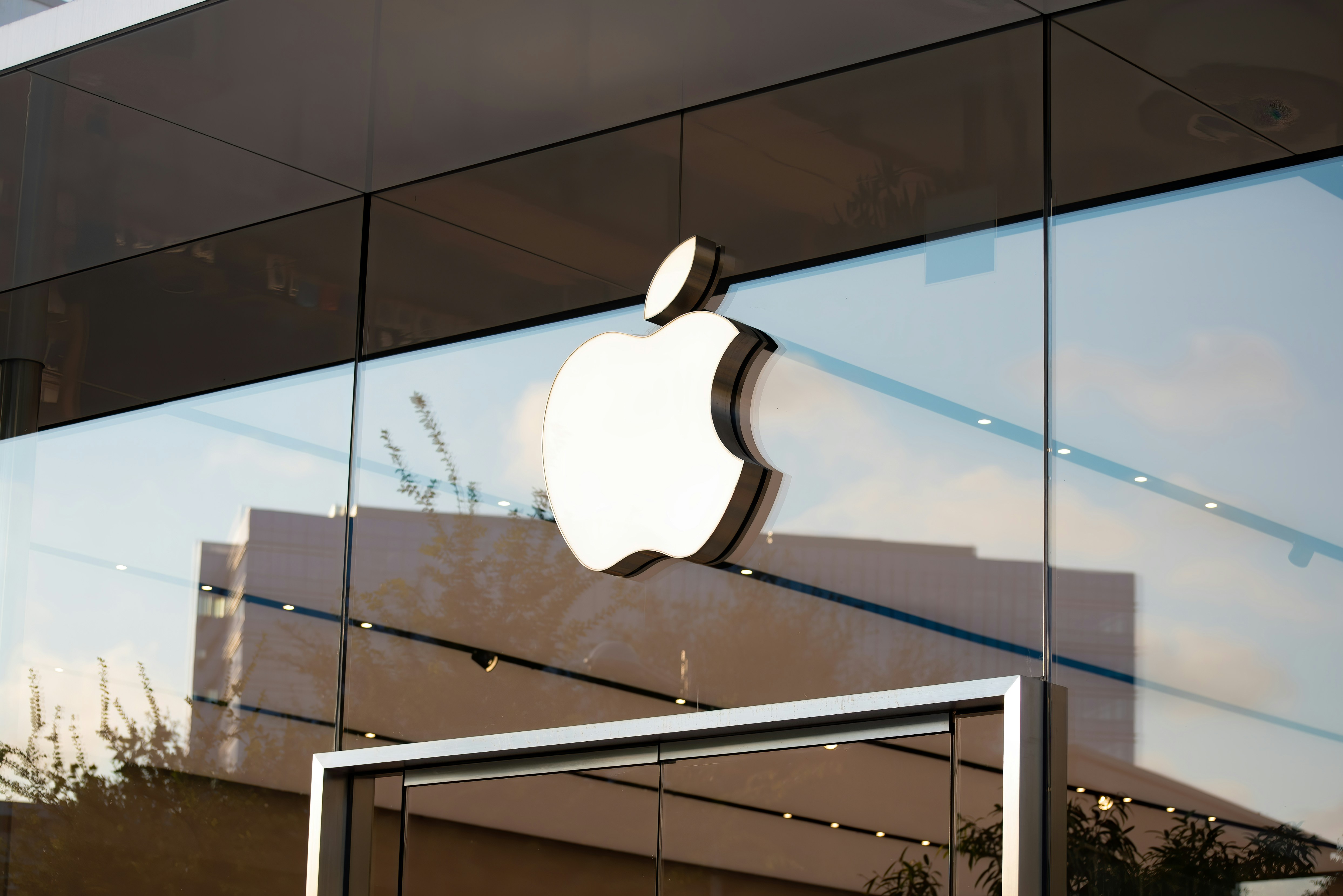 NYT: Apple will mit Nachrichtenverlagen zusammenarbeiten, um seine künstliche Intelligenz zu trainieren NYT: Apple will mit Nachrichtenverlagen zusammenarbeiten, um seine künstliche Intelligenz zu trainieren