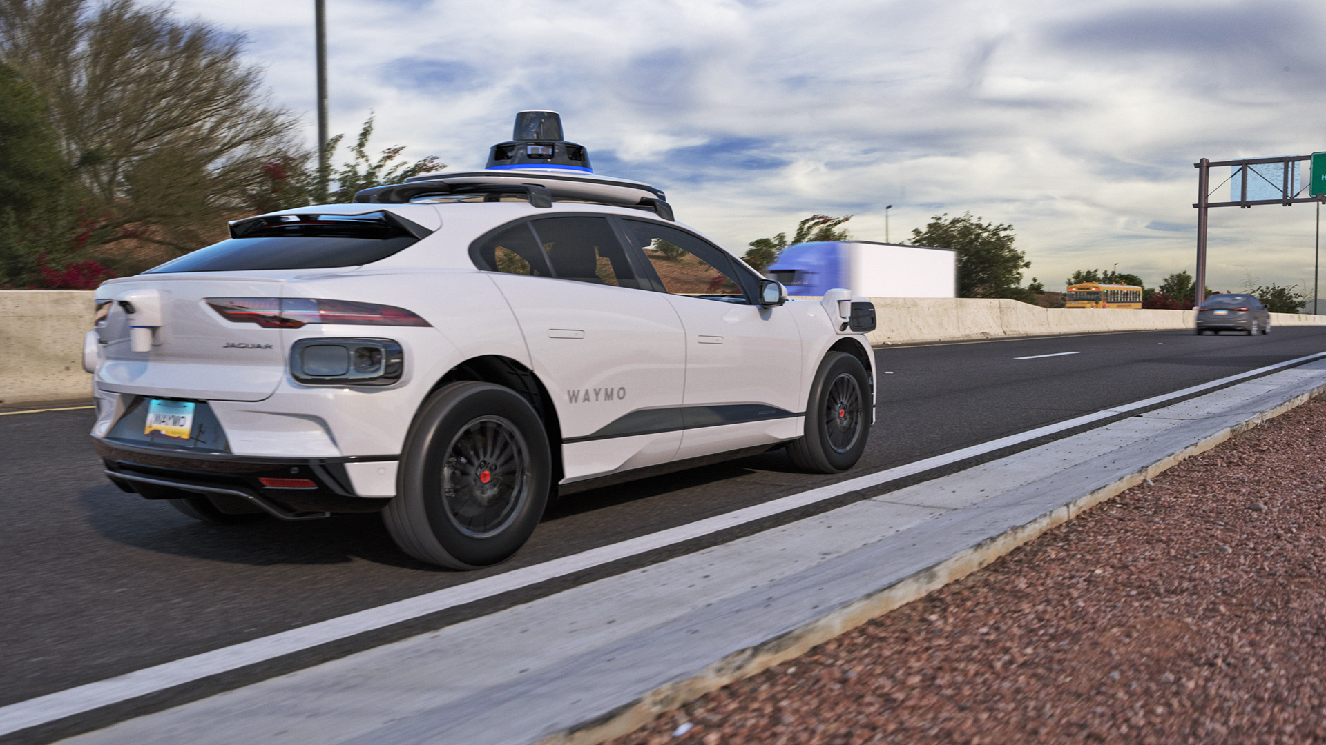 Waymo startet Robotaxi-Tests auf einem Highway in Phoenix Waymo startet Robotaxi-Tests auf einem Highway in Phoenix