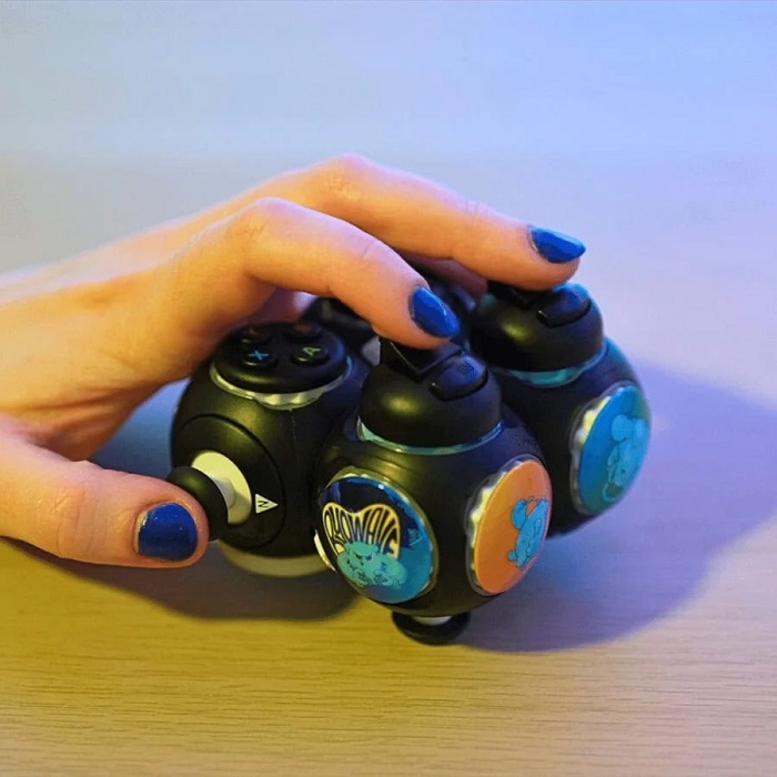 Der modulare Proteus Controller von Microsoft und ByoWave wurde vorgestellt und ermöglicht es Menschen mit Behinderungen, das perfekte Gamepad für sich selbst zu erstellen, um PC- und Xbox-Spiele zu spielen-2 Der modulare Proteus Controller von Microsoft und ByoWave wurde vorgestellt und ermöglicht es Menschen mit Behinderungen, das perfekte Gamepad für sich selbst zu erstellen, um PC- und Xbox-Spiele zu spielen-2
