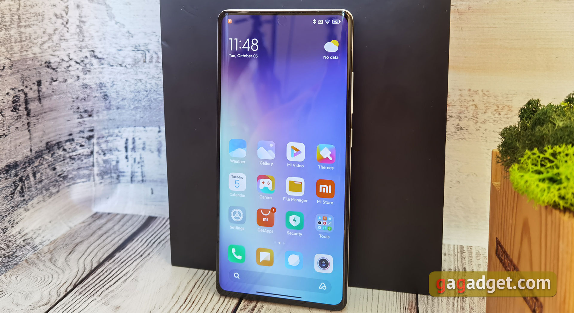 Xiaomi MIX 4 mit eigenen Augen: eine Frontkamera unterhalb des Bildschirms, die man wirklich nicht sehen kann-2 Xiaomi MIX 4 mit eigenen Augen: eine Frontkamera unterhalb des Bildschirms, die man wirklich nicht sehen kann-2