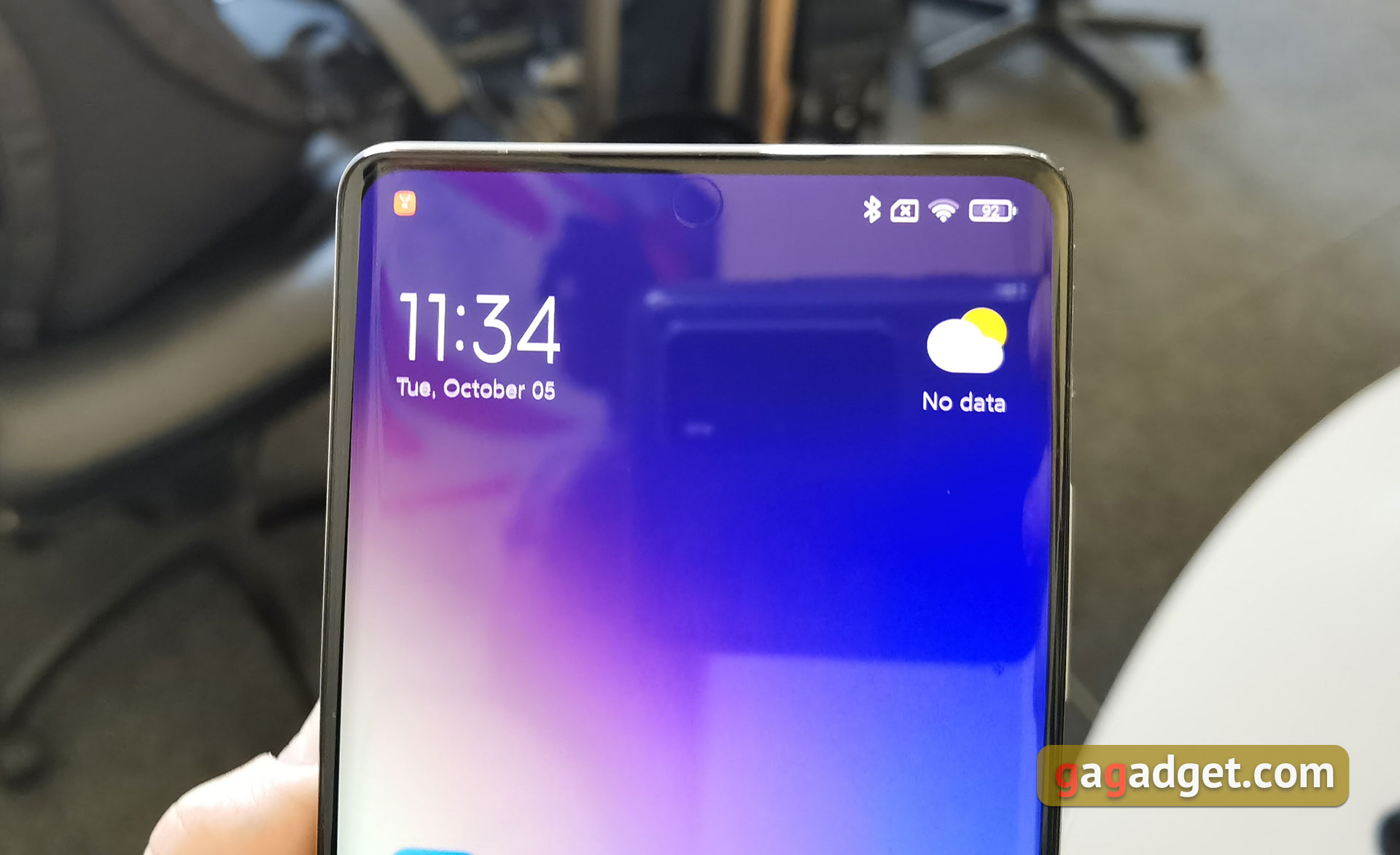 Xiaomi MIX 4 mit eigenen Augen: eine Frontkamera unterhalb des Bildschirms, die man wirklich nicht sehen kann-4 Xiaomi MIX 4 mit eigenen Augen: eine Frontkamera unterhalb des Bildschirms, die man wirklich nicht sehen kann-4