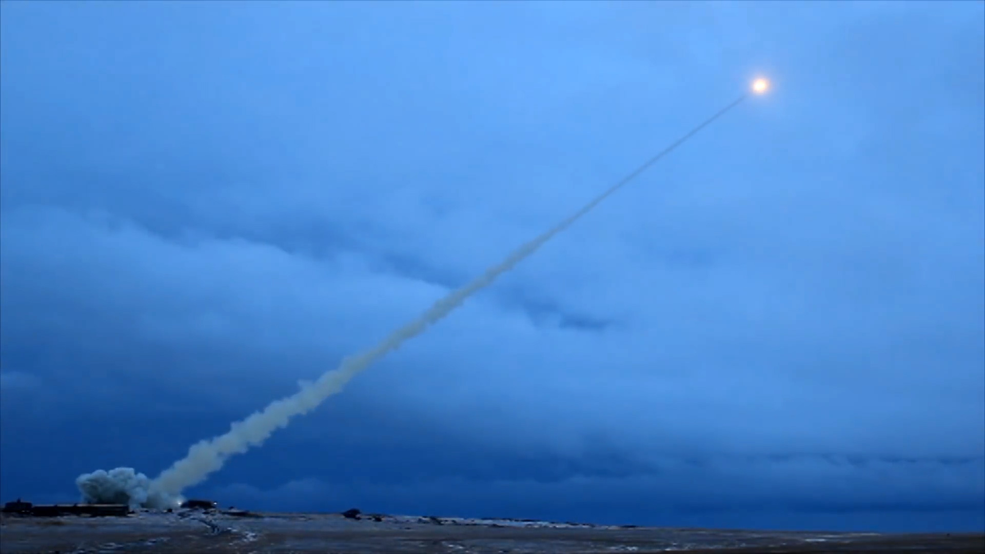 Die Russen bereiten sich möglicherweise darauf vor, den nuklear angetriebenen Interkontinental-Marschflugkörper SSC-X9 Skyfall zu testen. Dieser hat noch nie eine Reichweite von mehr als 35 km erreicht, und die bisherigen 13 Tests sind gescheitert und hab-9 Die Russen bereiten sich möglicherweise darauf vor, den nuklear angetriebenen Interkontinental-Marschflugkörper SSC-X9 Skyfall zu testen. Dieser hat noch nie eine Reichweite von mehr als 35 km erreicht, und die bisherigen 13 Tests sind gescheitert und hab-9